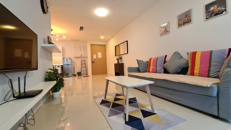Suasana Jb At Jb Center Luxury Modern & Rustic 1Br Apt For Bussiness,Vacation Trips Johor Bahru Exteriör bild
