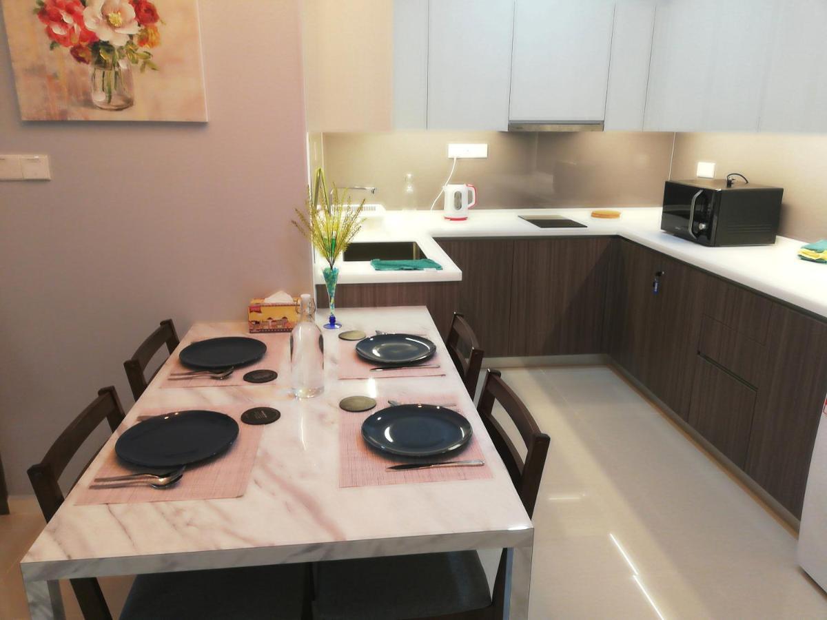 Suasana Jb At Jb Center Luxury Modern & Rustic 1Br Apt For Bussiness,Vacation Trips Johor Bahru Exteriör bild