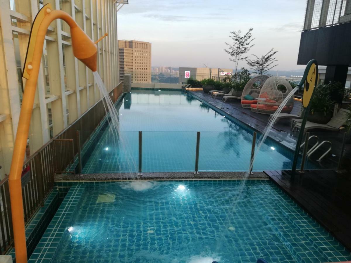 Suasana Jb At Jb Center Luxury Modern & Rustic 1Br Apt For Bussiness,Vacation Trips Johor Bahru Exteriör bild