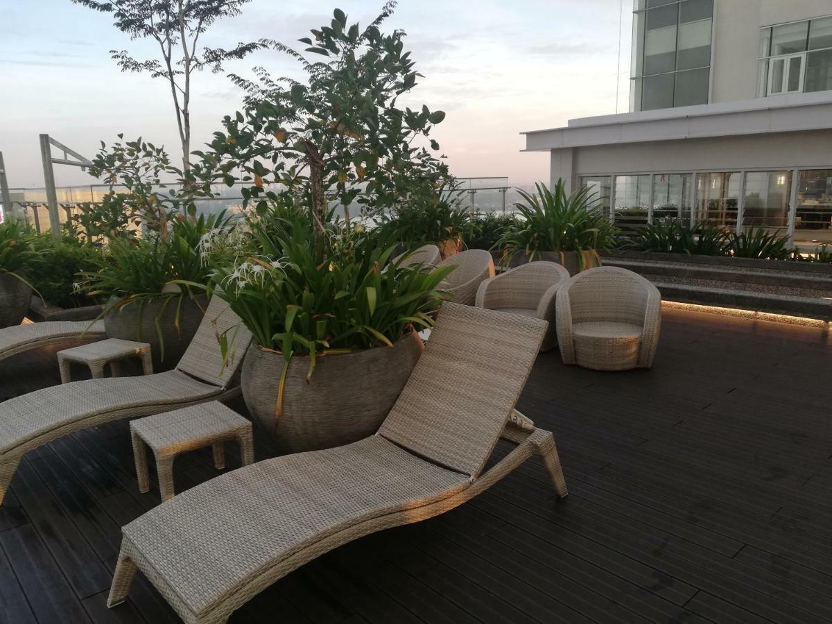 Suasana Jb At Jb Center Luxury Modern & Rustic 1Br Apt For Bussiness,Vacation Trips Johor Bahru Exteriör bild